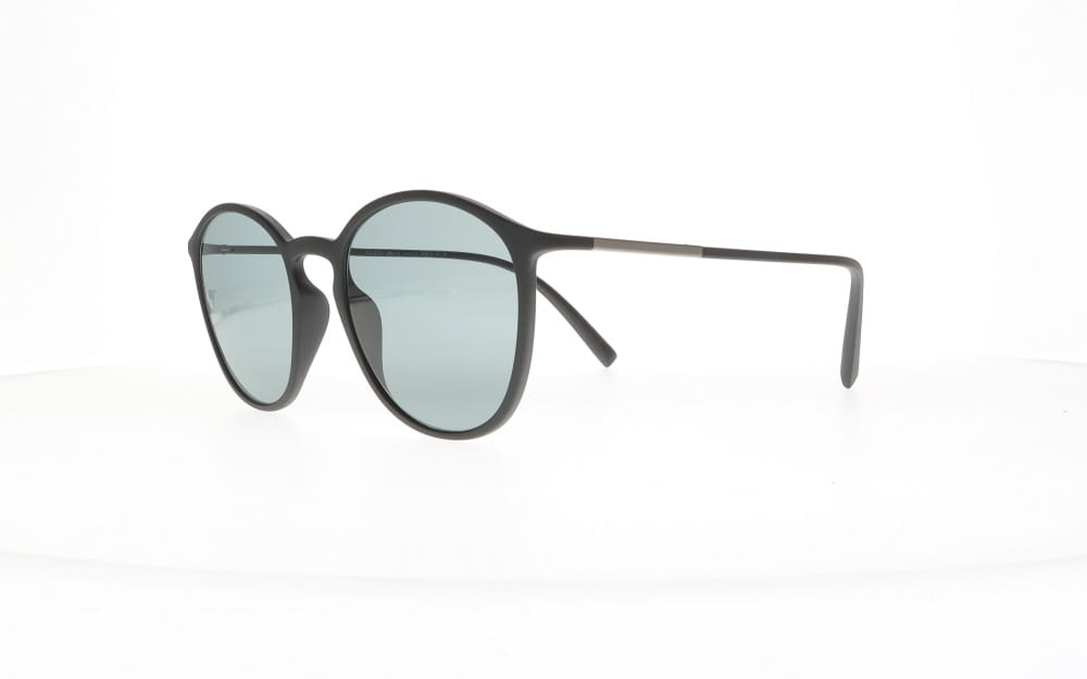 Giorgio Armani AR 8233U