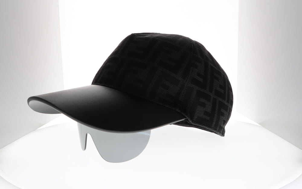Fendi FE 40022U